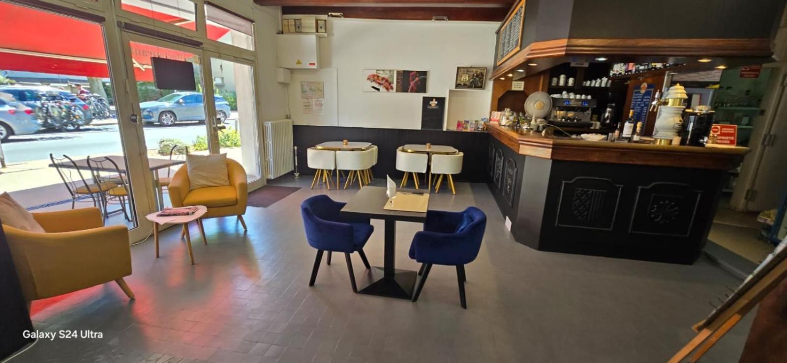 Hotel Restaurant Les Alizes Loriol เลอปูแซง ภายนอก รูปภาพ
